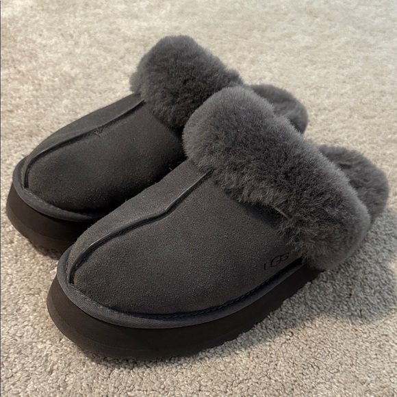 UGG Charcoal Shearling Slip-Ons - Picture 1 of 3